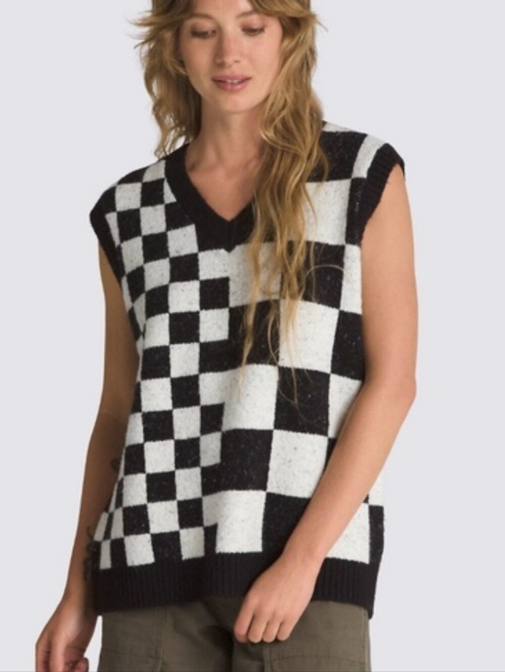 NWT Vans Sweater Vest Black & White Courtyard Checker Oversized Fuzzy XS/S